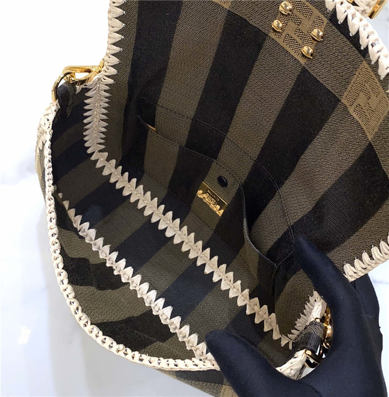fendi Baguette Weave bag - Image 5