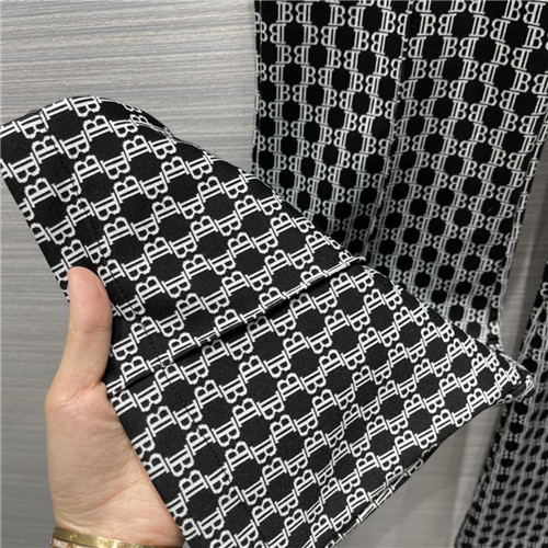 balenciaga knitted pants - Image 9