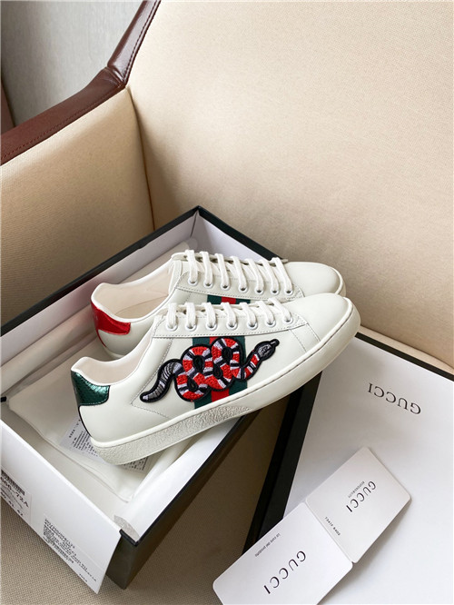 gucci ace sneaker snake
