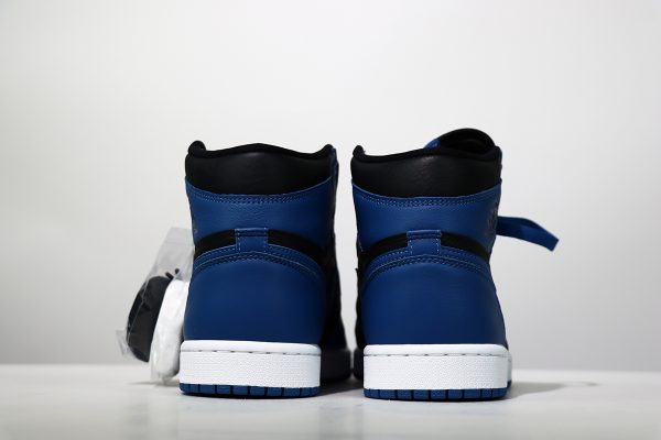 Air Jordan 1 High OG “Dark Marina Blue” - Image 4