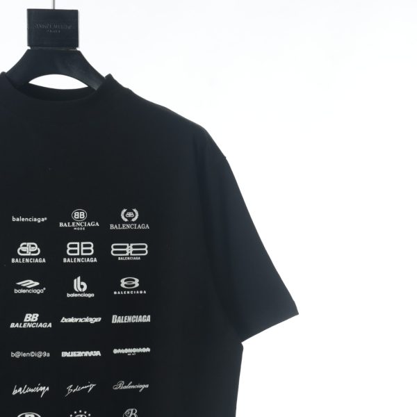 Balenciaga BLCG 23SS Archives logos multi-print large version short-sleeved T-shirt - Image 4
