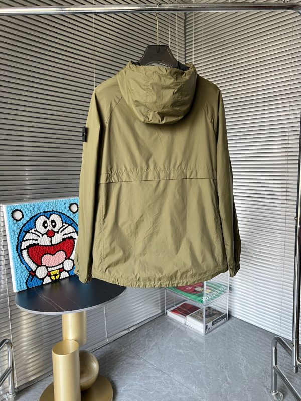 STONE ISLAND Stone Island official website of the same paragraph, a light jacket, the inner fabric has been specially treated, the upper body effect is excellent - Image 6