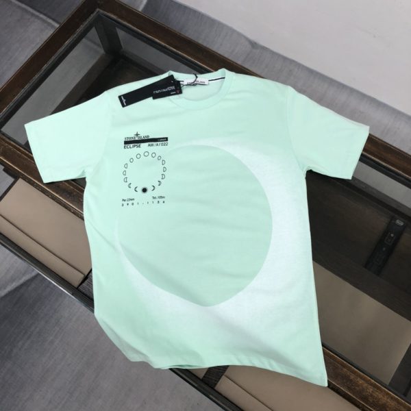 The latest and exclusive launch of Stone Island counters! ! Symbolizes love for the sea and the treatments used in garment manufacturing