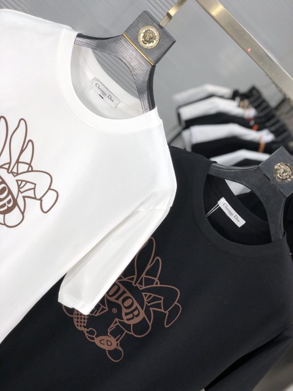 ??Dior ?️Wear more than 200 catties 2023SS spring and summer new short-sleeved T-shirt, available at the counter simultaneously, imported pure cotton fabric for customers, comfortable and breathable - Image 5