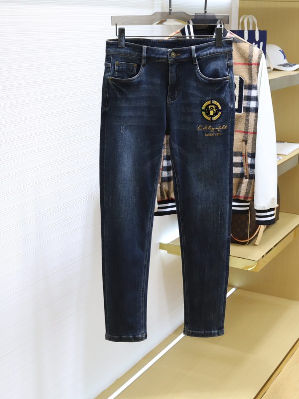 /Fendi, 2023 primary color washed buffalo...Japanese custom fabric, a combination of elasticity and texture! ! Italian jeans are back