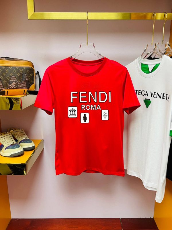 Brand [FENDI] (Fat Gospel) original single men's casual short-sleeved T-shirt, new product for spring and summer 2023, customized top logo craft on the chest
