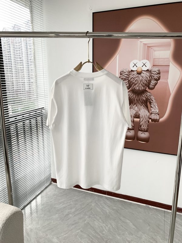 ARCTER*X Archeopteryx co-branded JIL SANDER 2023 spring and summer new men's and women's same style ?Short-sleeved T-shirt outdoor brand Maybe the first thing you think of is Canada Goose - Image 7