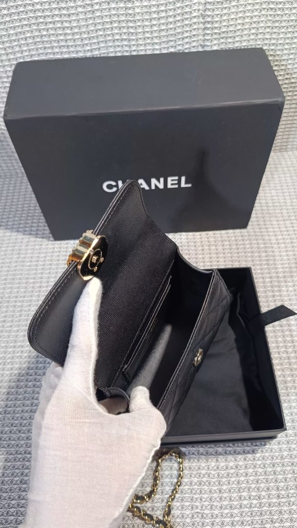 Chanel wallet model 3237 Ohanel 23P This season’s most popular Kelly leather handle bag - Image 3