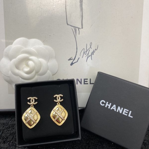 Chanel cord E1526 0256820 The hot selling earrings are hot and new - Image 4
