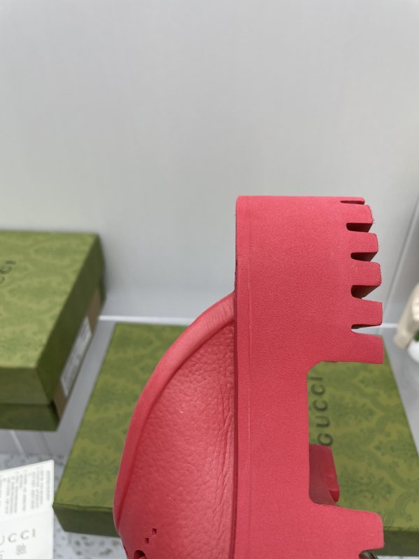 Gucci GG Slides perforated carved shoes red - Image 9