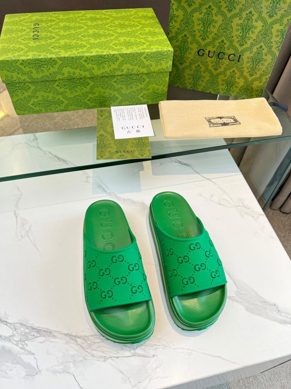 Gucci ice cream platform slippers B