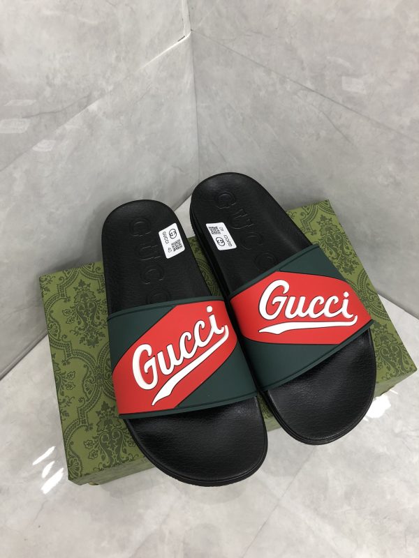 Gucci men’s and women’s homobian Gudgem slippers sandals A