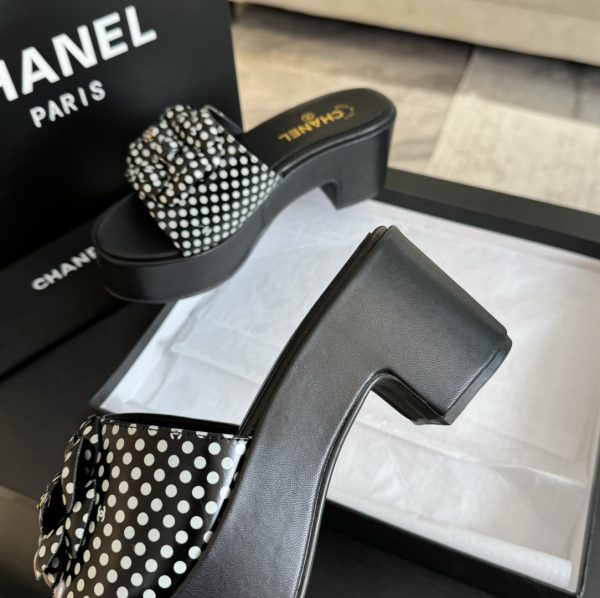 Chanel small fragrance in the ancient text tag double gram flower platform heeled slippers A - Image 5