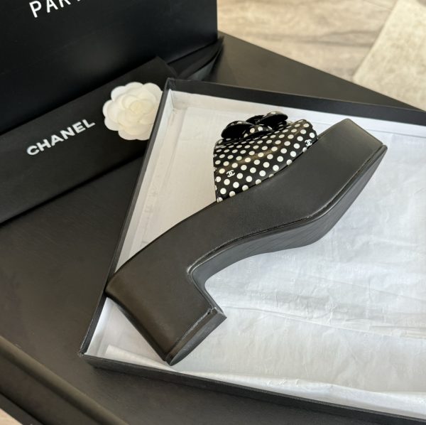 Chanel small fragrance in the ancient text tag double gram flower platform heeled slippers A - Image 6