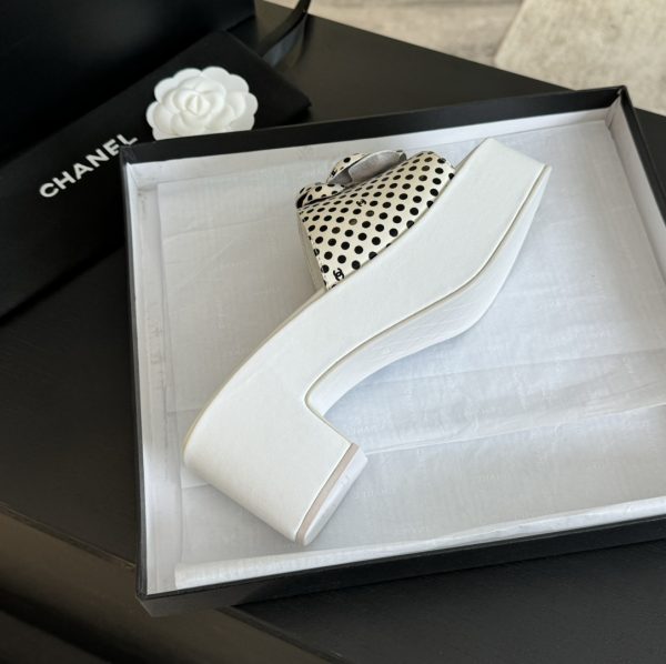 Chanel small fragrance in the ancient text tag double gram flower platform heeled slippers B - Image 7