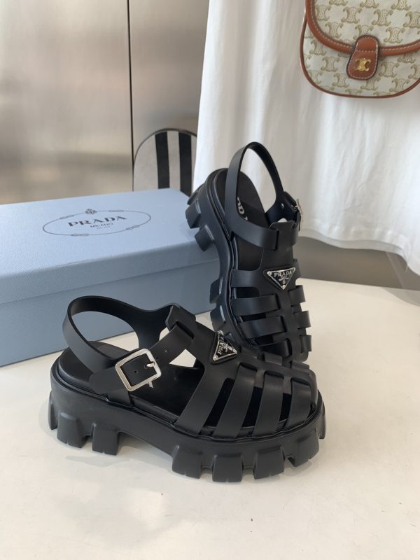 Prada is super hot for the latest spring/summer serrated Roman ultra-light platform sandals H - Image 9