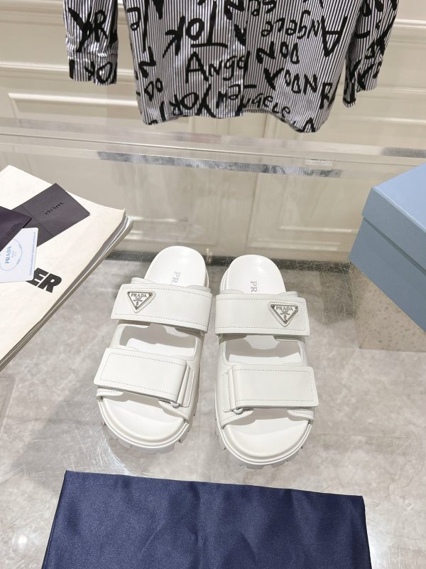 Prada Spring/Summer 2024 New Sandals Double-breasted/Velcro slippers for couples B