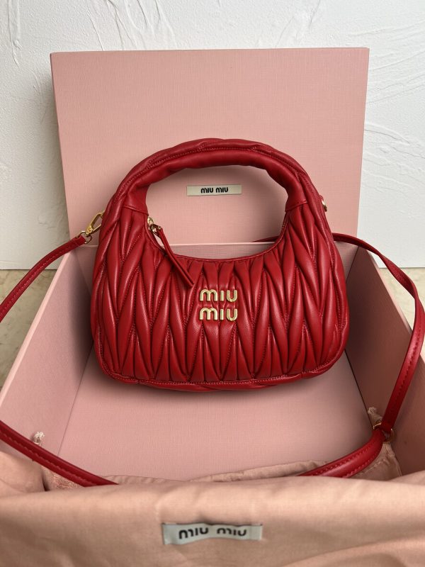 Miumiu Wander Lambskin Classic Bag Matelasse texture embroidery 5BC125