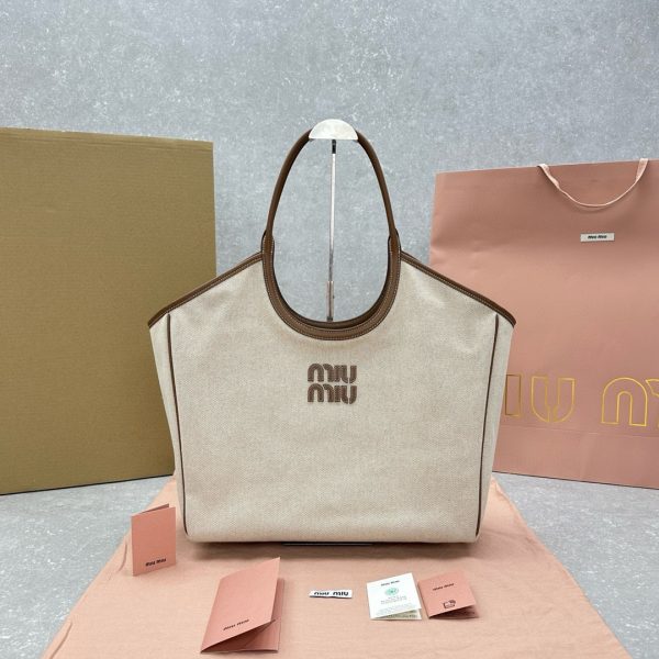 MiuMiu Isetan Limited Tote Bag 5BG281