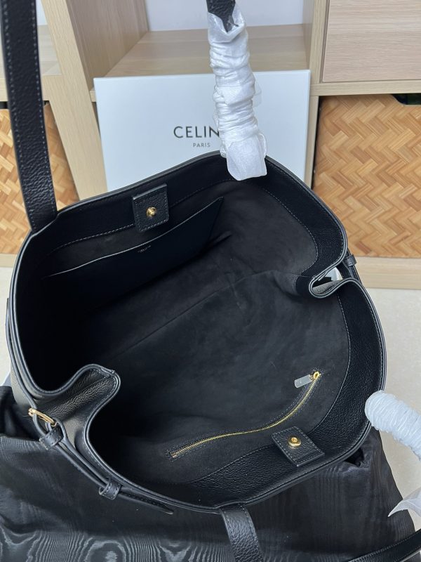 CELINE New Product Launch CABAS ANAIS Grained Cow Leather Handbag B Yellowish brown - Image 3