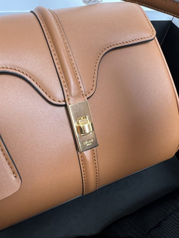 Celine PLUS sheepskin bag - Image 4