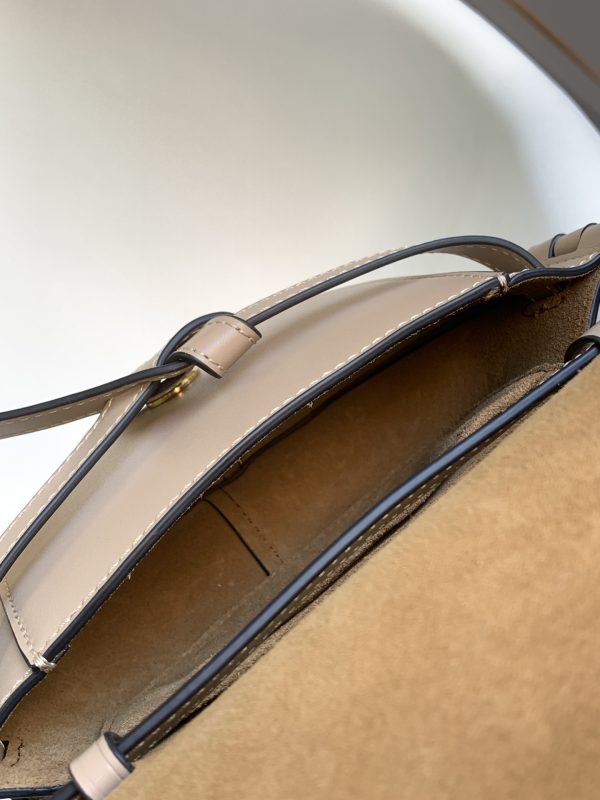Loewe new Gate embroidered woven wide shoulder strap saddle bag A - Image 6