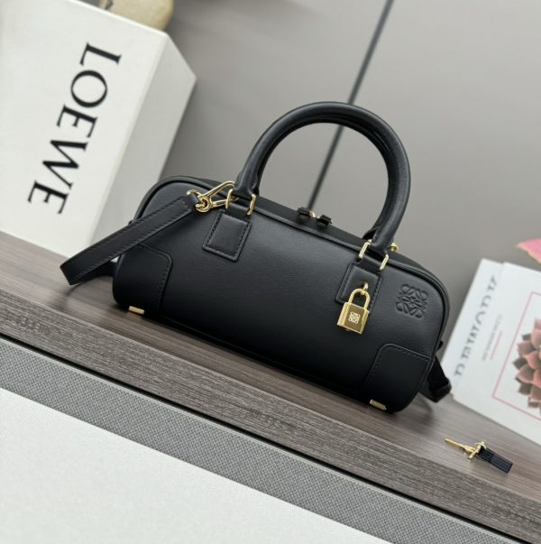 Lo℮w℮ New Mini Amazona 23 Cropped Bag Bowling Bag A