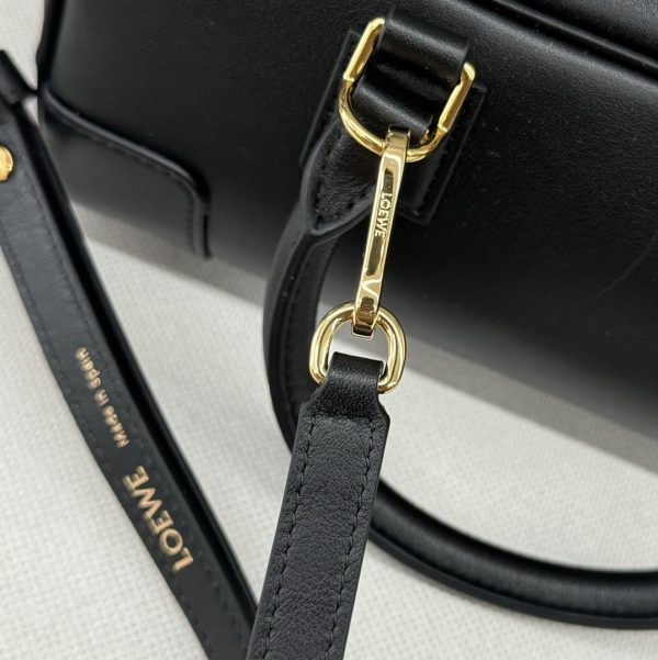Lo℮w℮ New Mini Amazona 23 Cropped Bag Bowling Bag A - Image 7