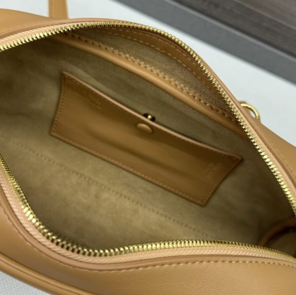 Loewe New Mini Amazona 23 Cropped Bag Bowling Bag E - Image 8