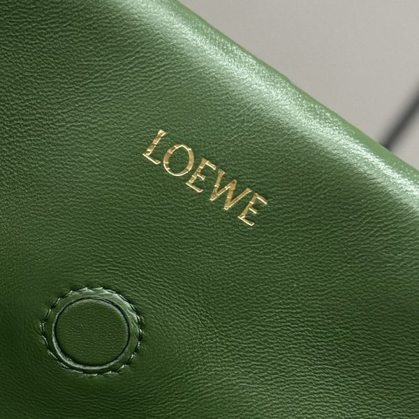 Loewe new medium pleated nappa lambskin Flamenco lucky bag clutch A - Image 5