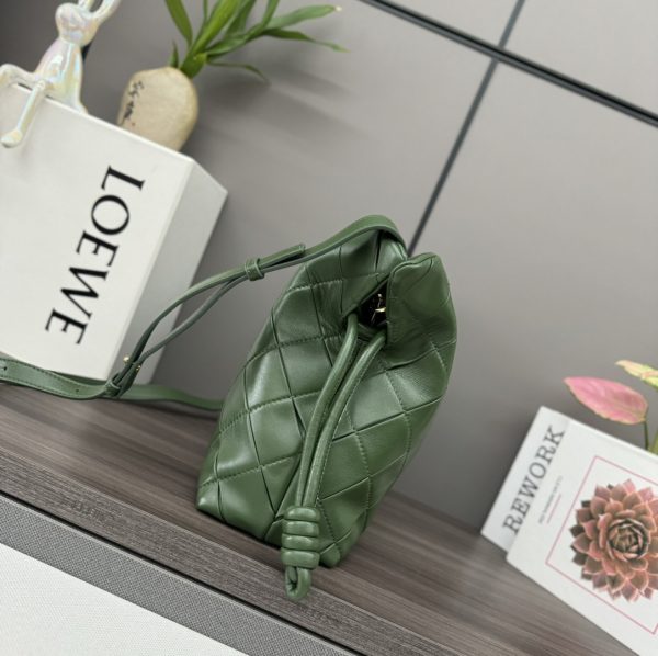 Loewe new medium pleated nappa lambskin Flamenco lucky bag clutch A - Image 8