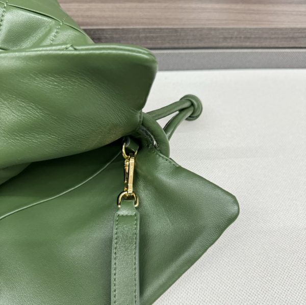 Loewe new medium pleated nappa lambskin Flamenco lucky bag clutch A - Image 12