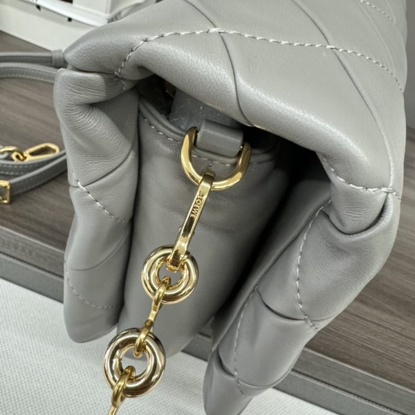Loewe pleated shiny nappa leather Puffer Goya handbag B - Image 6