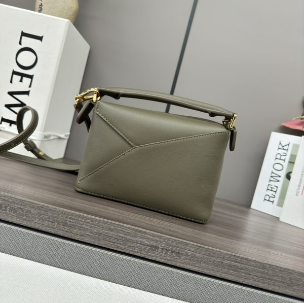 Loewe new cow leather mini Puzzle handbag SSS - Image 3