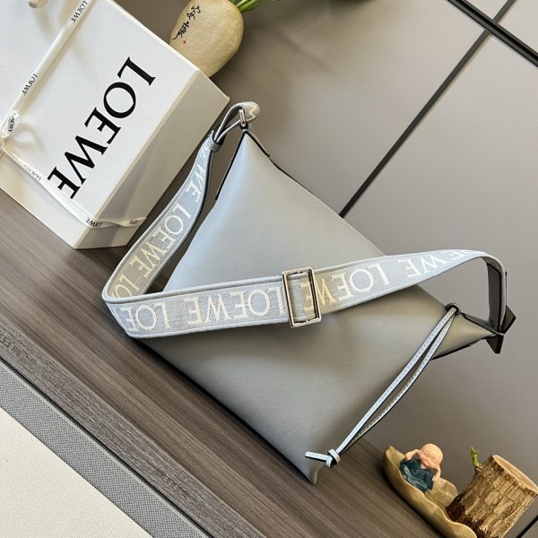 New small cubi bag in soft and smooth calfskin and jacquard - Image 4