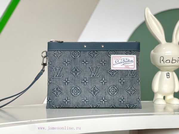 Pochette To Go handbag m82313 denimJust like vintage jeans from the 1970s, this Pochette To 57ghx7ib