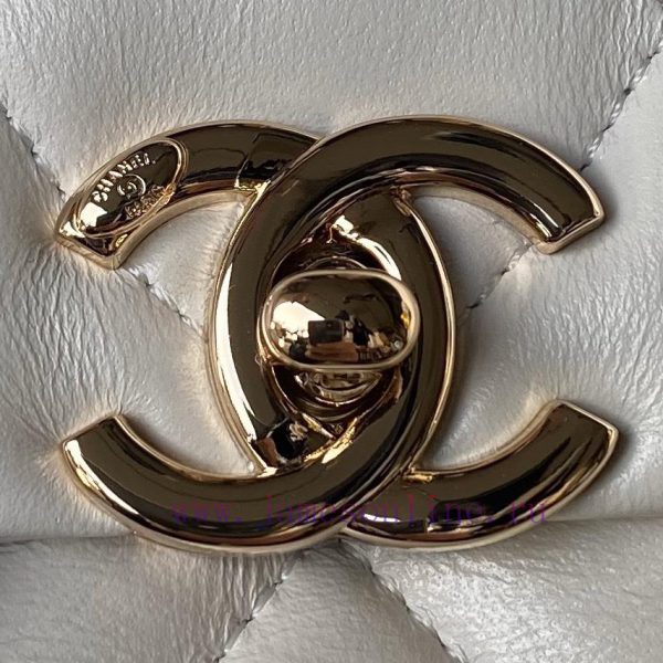 Chanel Bag The new Chanel 24c AS4543 handle cover is wrapped in oil wax leather, with a glos ie4s2xu7 - Image 4