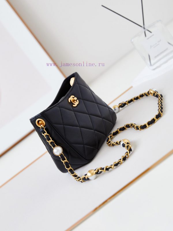 Chanel Bag There is something about 24B pearl. sisters have avoided autumn and winter, but a r42b5lyz - Image 4