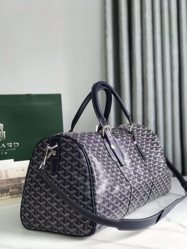 ? The Boston45 travel bag is made of Goyardine cotton linen canvas and Servon calf leather vru7gvxo - Image 3