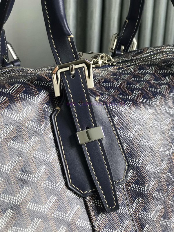 ? The Boston45 travel bag is made of Goyardine cotton linen canvas and Servon calf leather vru7gvxo - Image 8