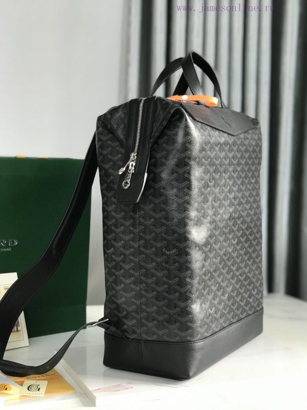 The CisaLoro Pianain backpack is a reissue of the iconic ALoro Pianain backpack, designed fo sv8ro6j3 - Image 3