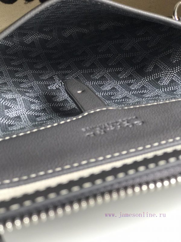 The CisaLoro Pianain briefcase adheres to the timeless elegance and exquisite craftsmanship 73r6qp7k - Image 9