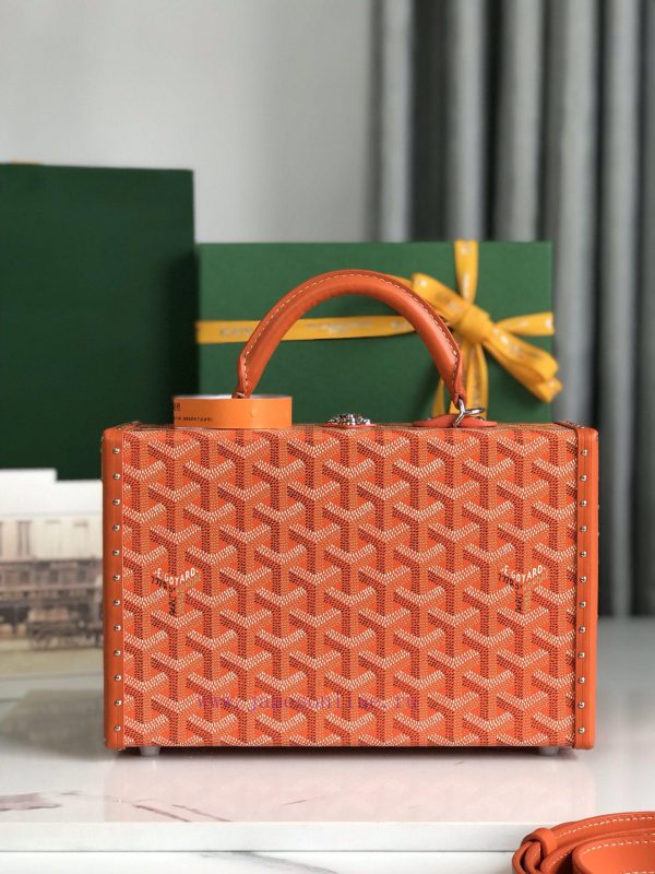 The Grand H ô tel luggage | | | is a pocket sized version of the luggage series, serving as hq6tgpbe - Image 5