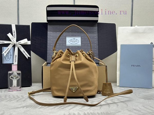 , (complete set of paired packaging, customized), new bucket bag 1BE067 upgraded versionThis196mrov7