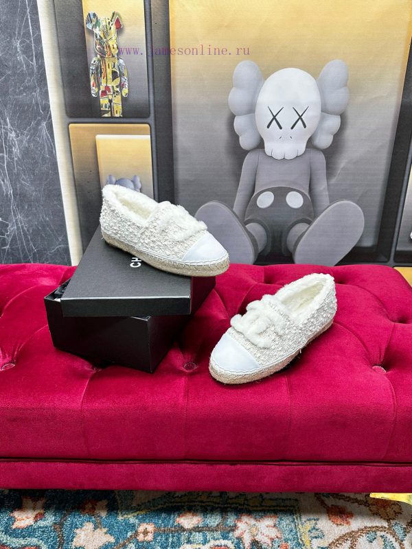 ️  CHANEL 2023 Autumn/Winter New Fisherman's Shoes Top End Inner Footrests Made of Original adj37qch - Image 6