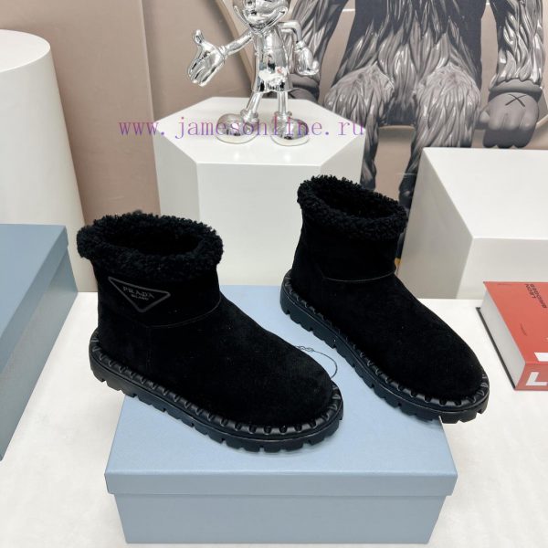Top tierPrada 23vs Autumn/Winter Latest Explosive SeriesRound headed triangular snow bootsNunyzyq3ht - Image 3