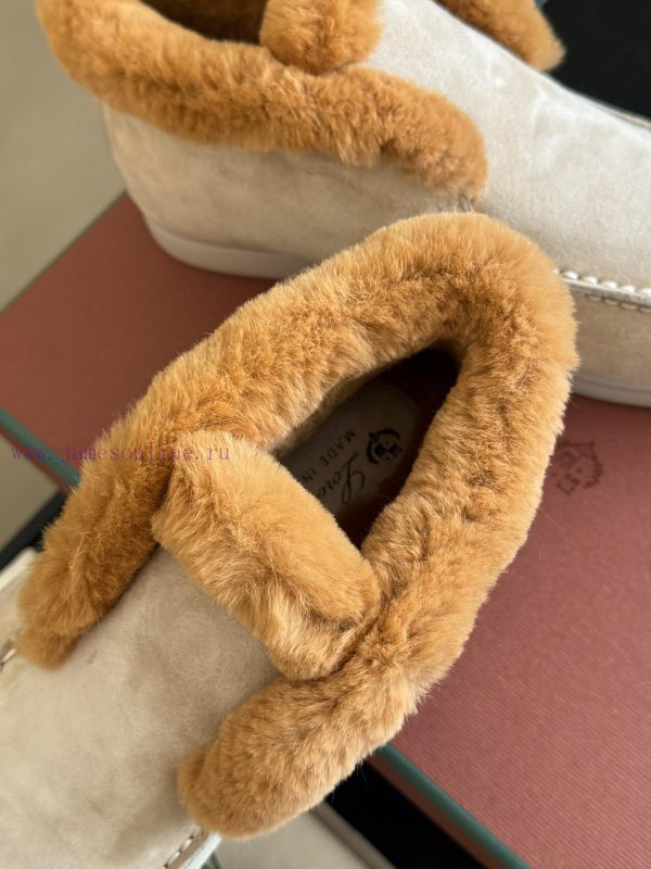 Top version logo pian... a classic fur shoe new color schemeThe price of cabinets has increailhbbha5 - Image 7