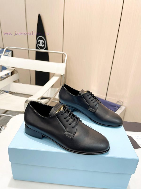 Top leather sole Prada launches new single shoe for 2024 early spring collection——————————PRm2k23fp8