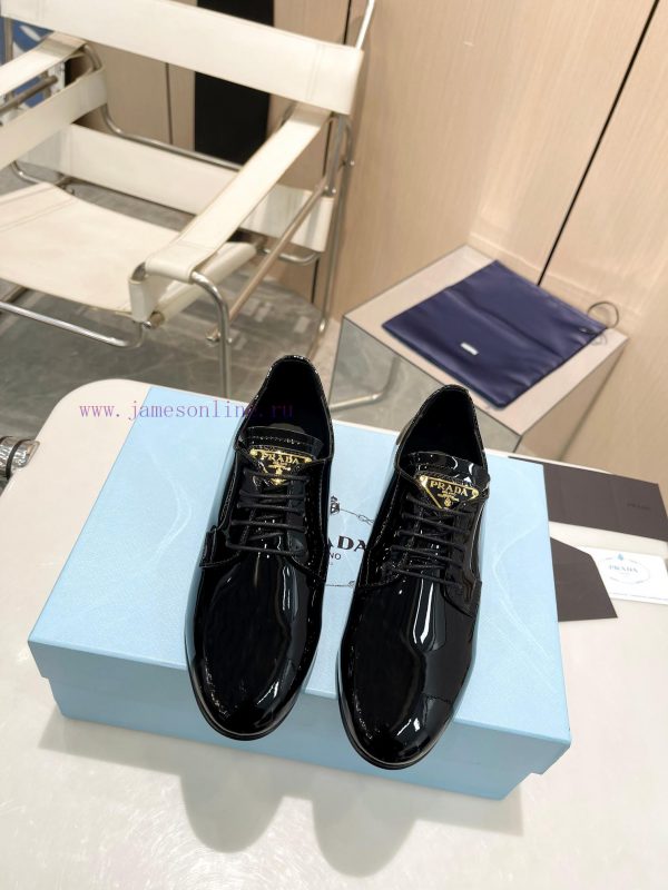 Top leather sole Prada launches new single shoe for 2024 early spring collection——————————PR52gek4gu