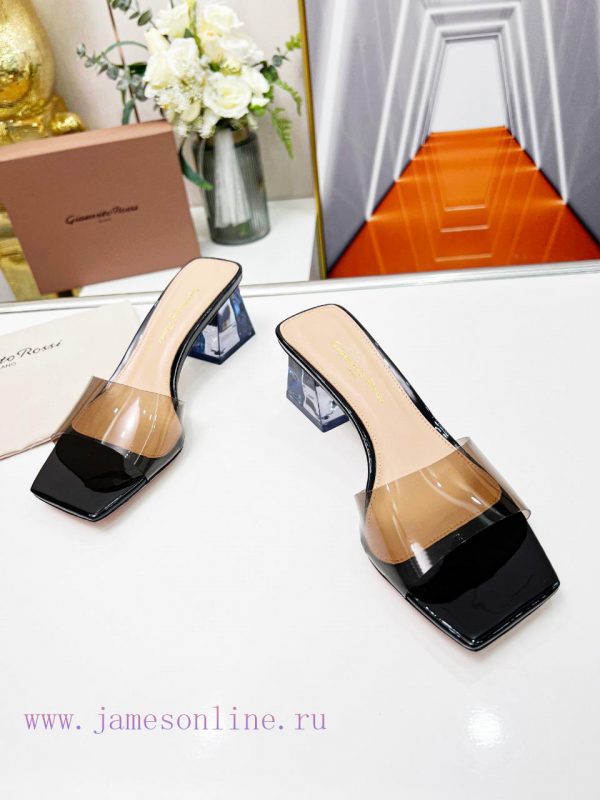 ???????? ?????Gian VitorossiGianvito rossi                         The brand's iconic contrajaw68xp5 - Image 6
